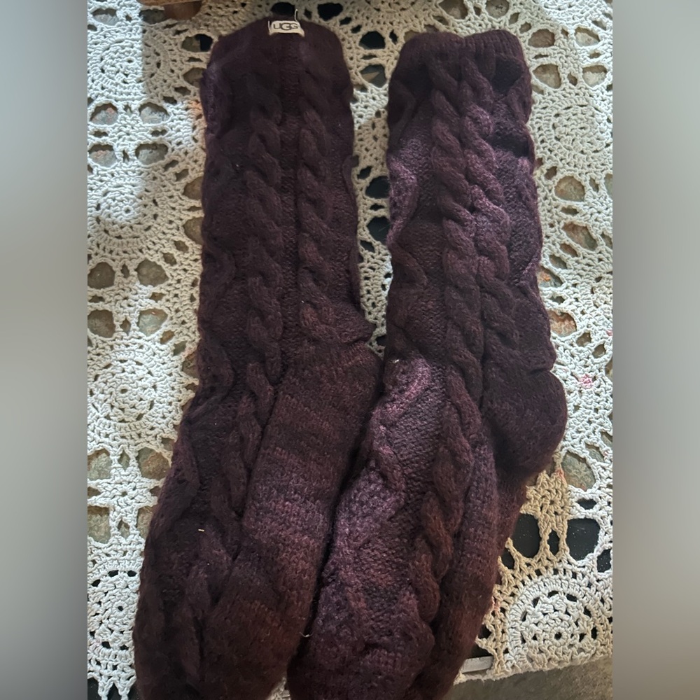 Ugg Women's Cable Knit Fleece Lined Mid Calf Slipper Socks Burgundy One Size